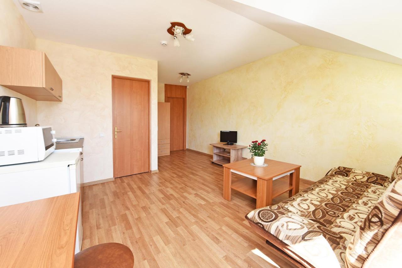 Pajurio Vingis Aparthotel Palanga Buitenkant foto